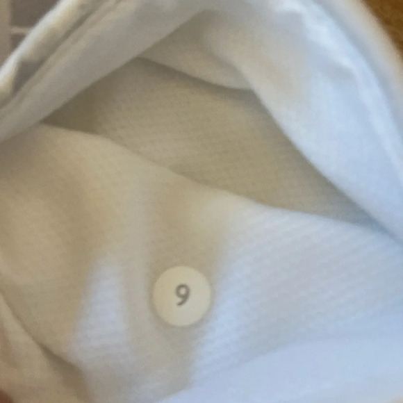 Lululemon inspire tight II white palm camo - Picture 9 of 10